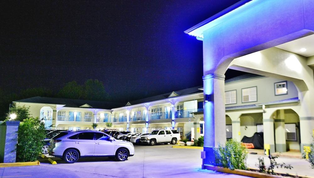 Scottish Inns and Suites Alvin photo 37