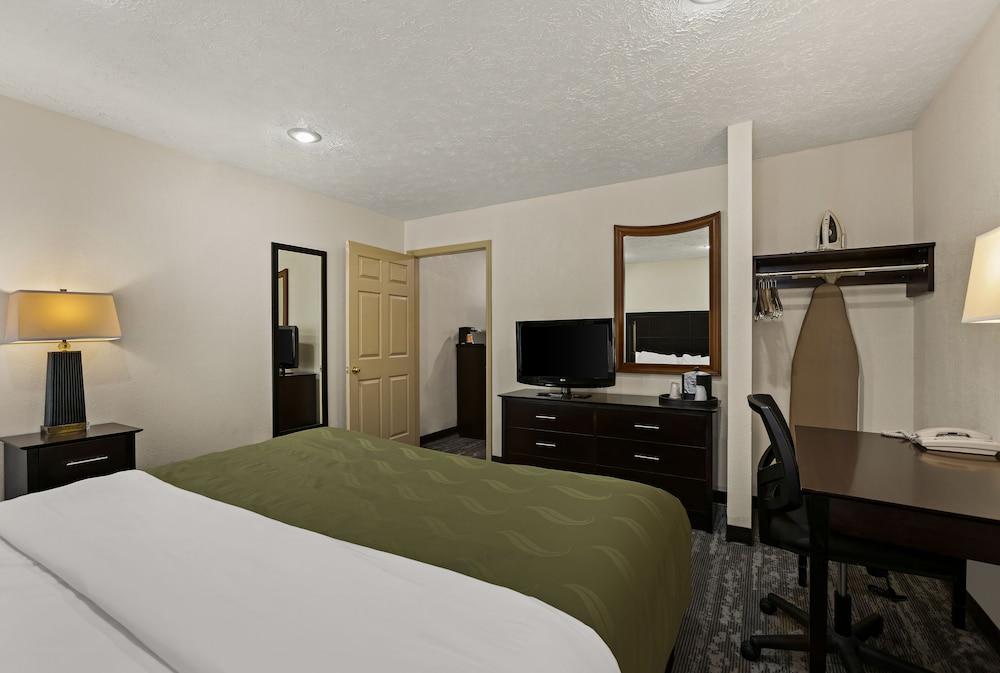 Quality Inn Traverse City photo 26
