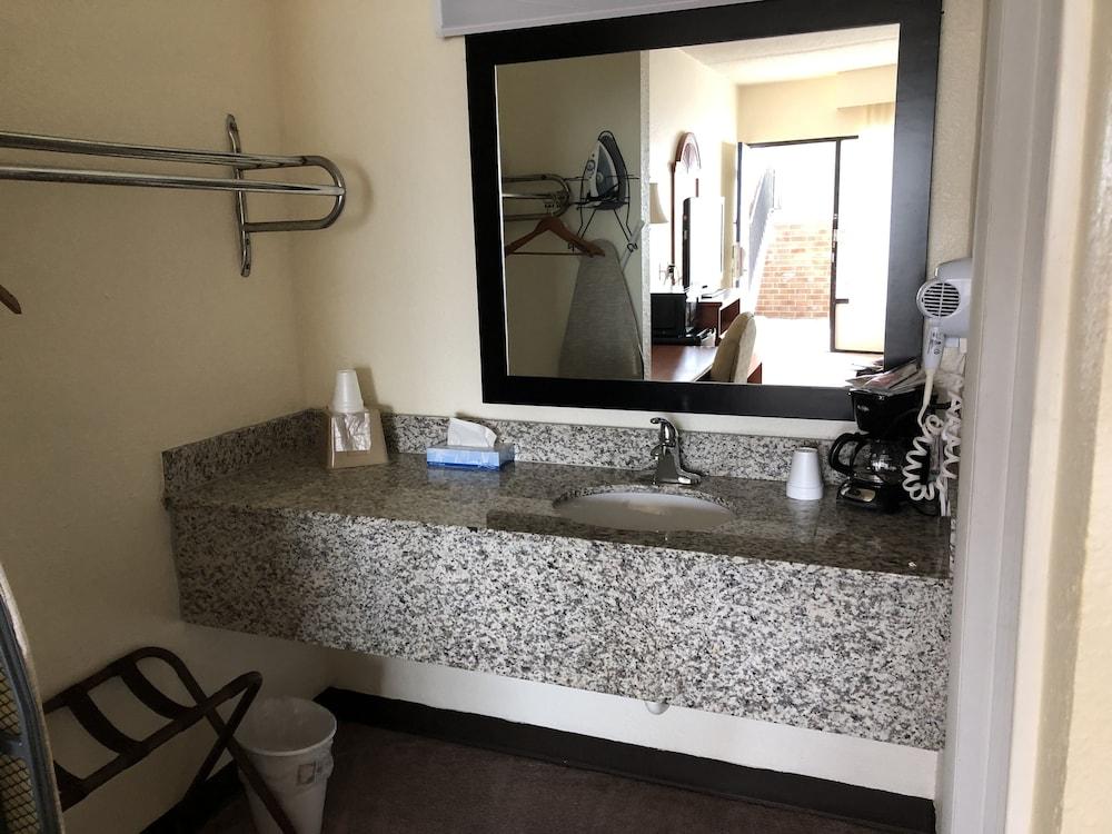 Travel Inn photo 4