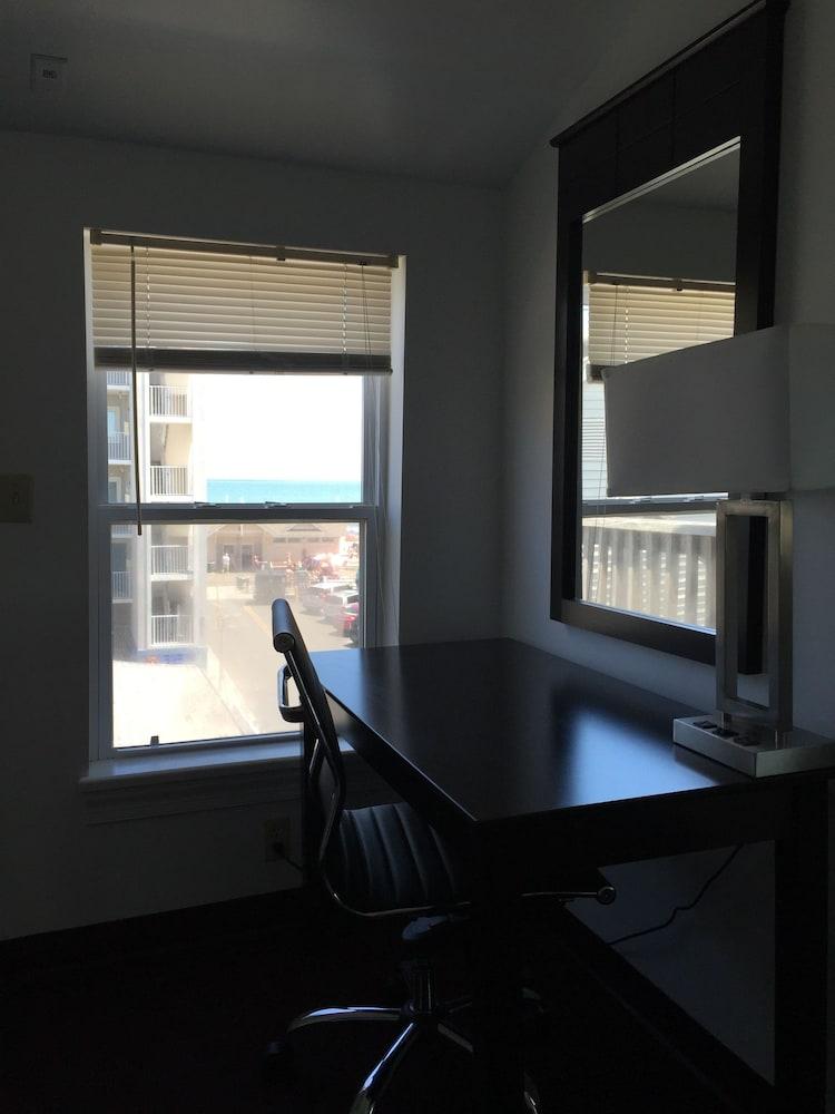 The Wellington Hotel & Suites Oceanblock photo 17