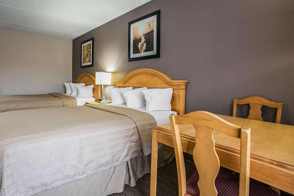 Quality Inn Hartsville photo 12