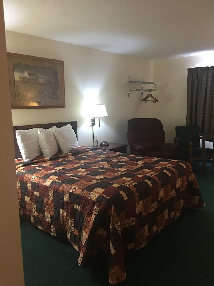 Mobridge Kountry Inn photo 14