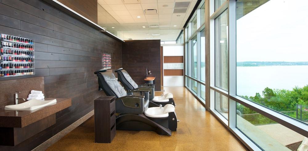 Lakeway Resort & Spa photo 32