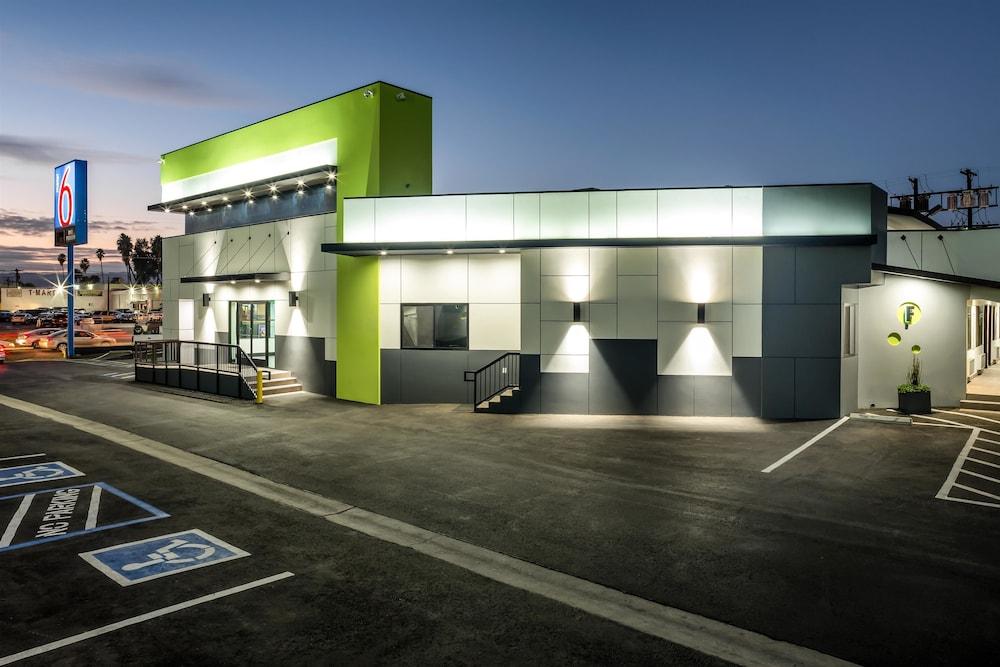 Motel 6 Canoga Park, CA photo 17