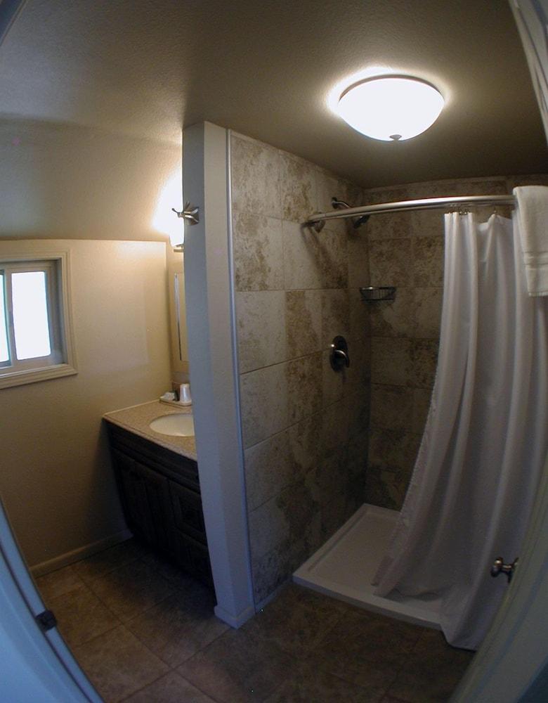 Lucia Lodge photo 22