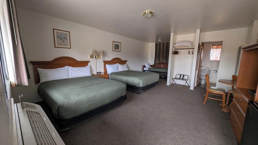 Himont Motel photo 11