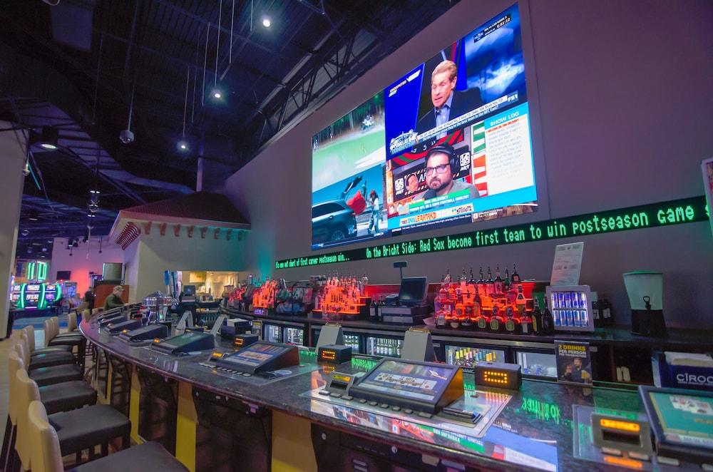 Wheeling Island Hotel-Casino-Racetrack photo 31