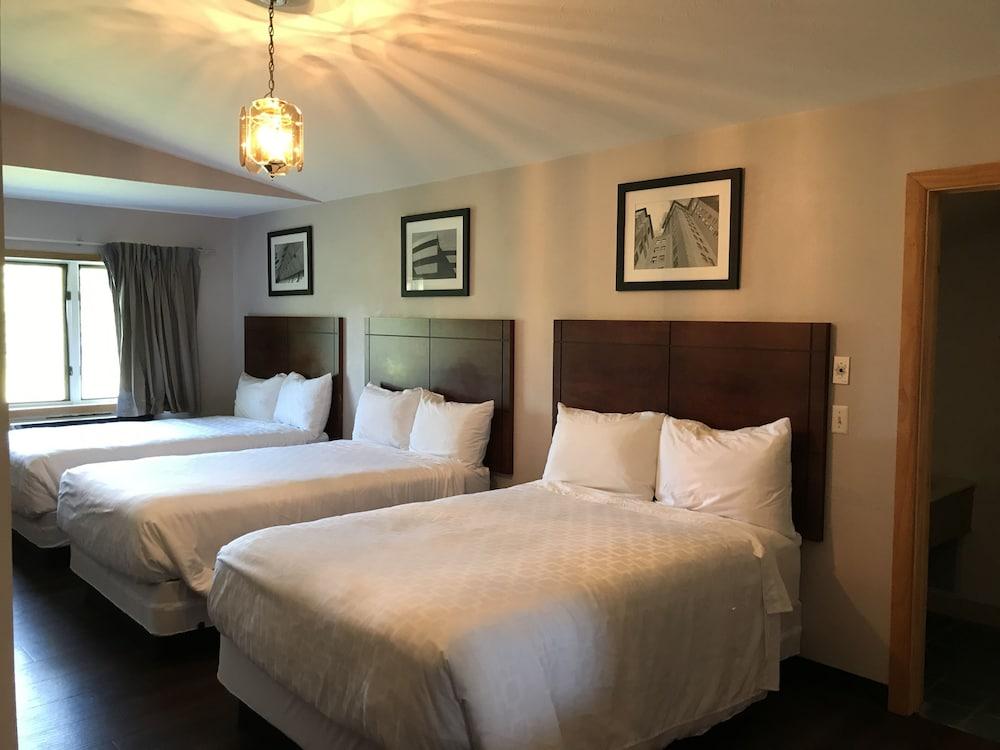 The Inn At Gull Lake photo 8