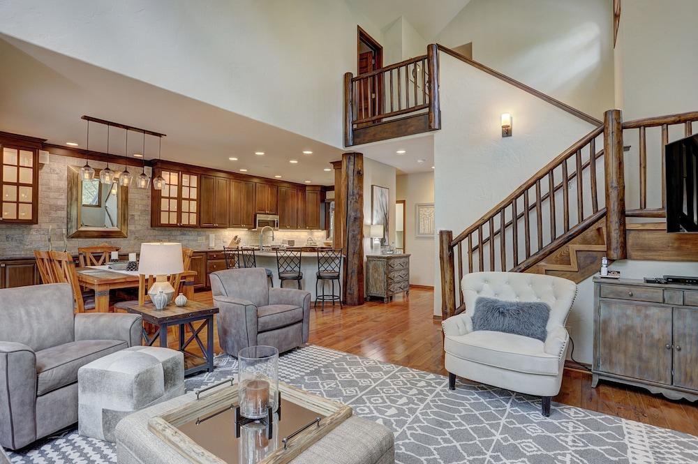 Arrowhead Village, A Vail Resorts Property photo 11