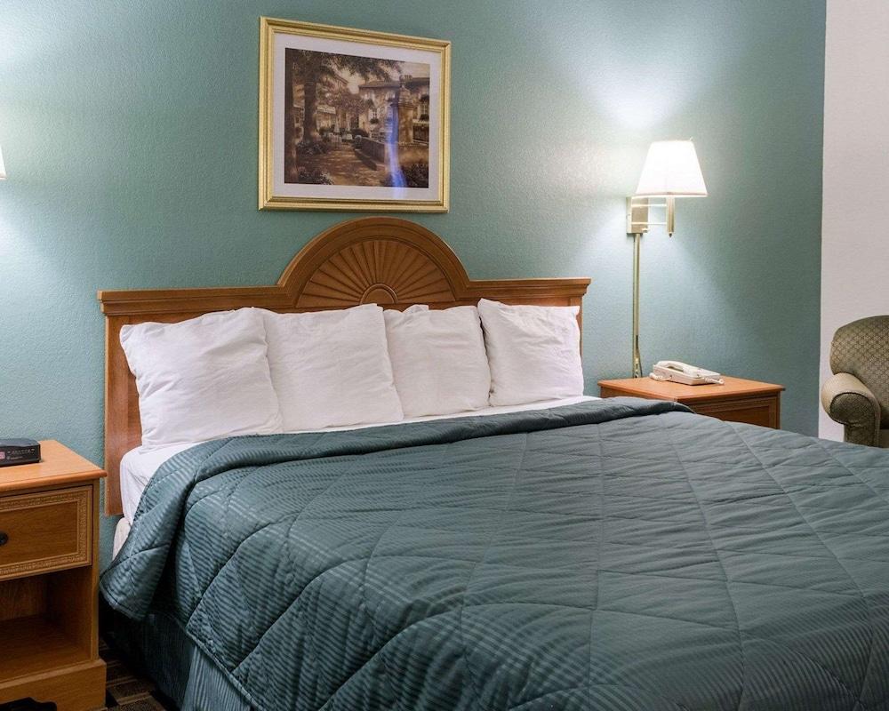 Quality Inn Magee photo 9