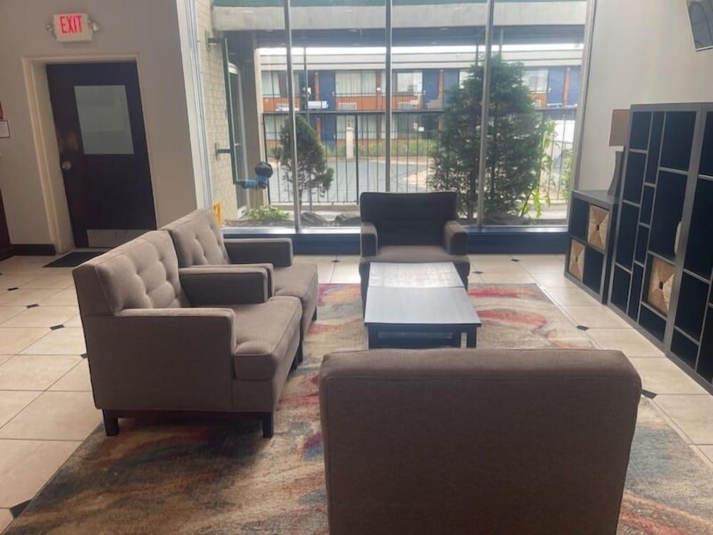 Gateway Hotel photo 5
