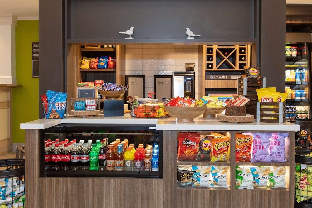 Hilton Garden Inn Jacksonville Airport photo 58