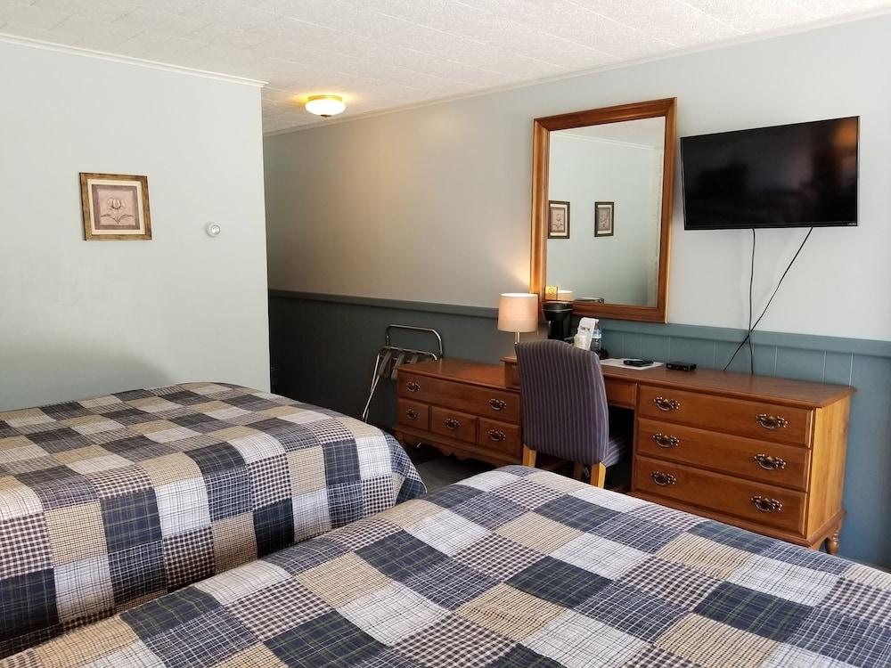 White Mountain Motel And Cottages photo 95