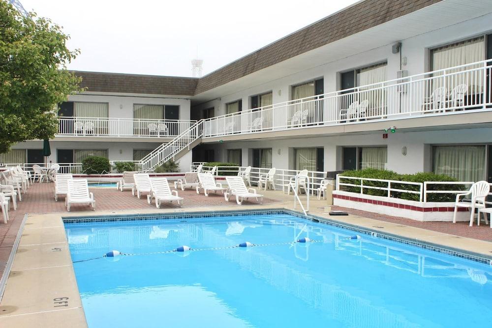 Impala Island Inn photo 20