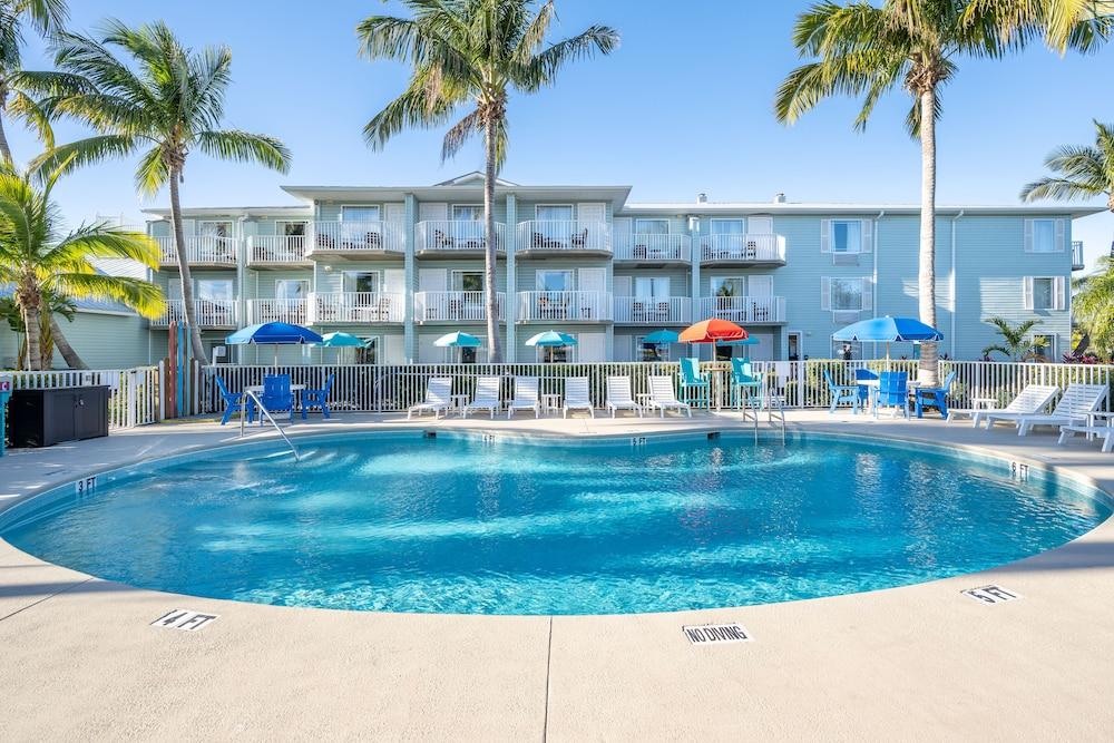 Capt Hiram's Resort photo 9
