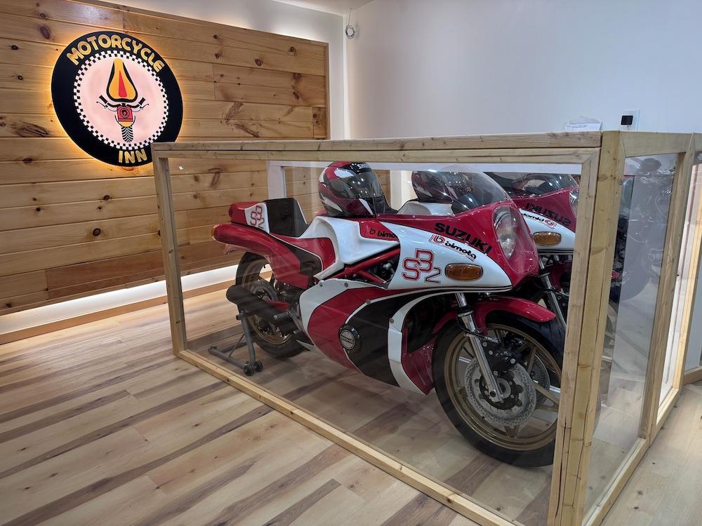Motorcycle Inn — hotel in Kodak
