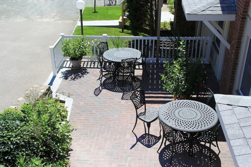 Winnapaug Inn photo 28