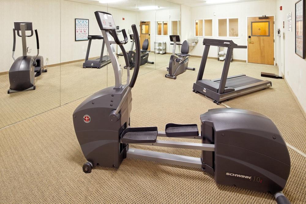 Holiday Inn Express & Suites Lancaster by IHG photo 39