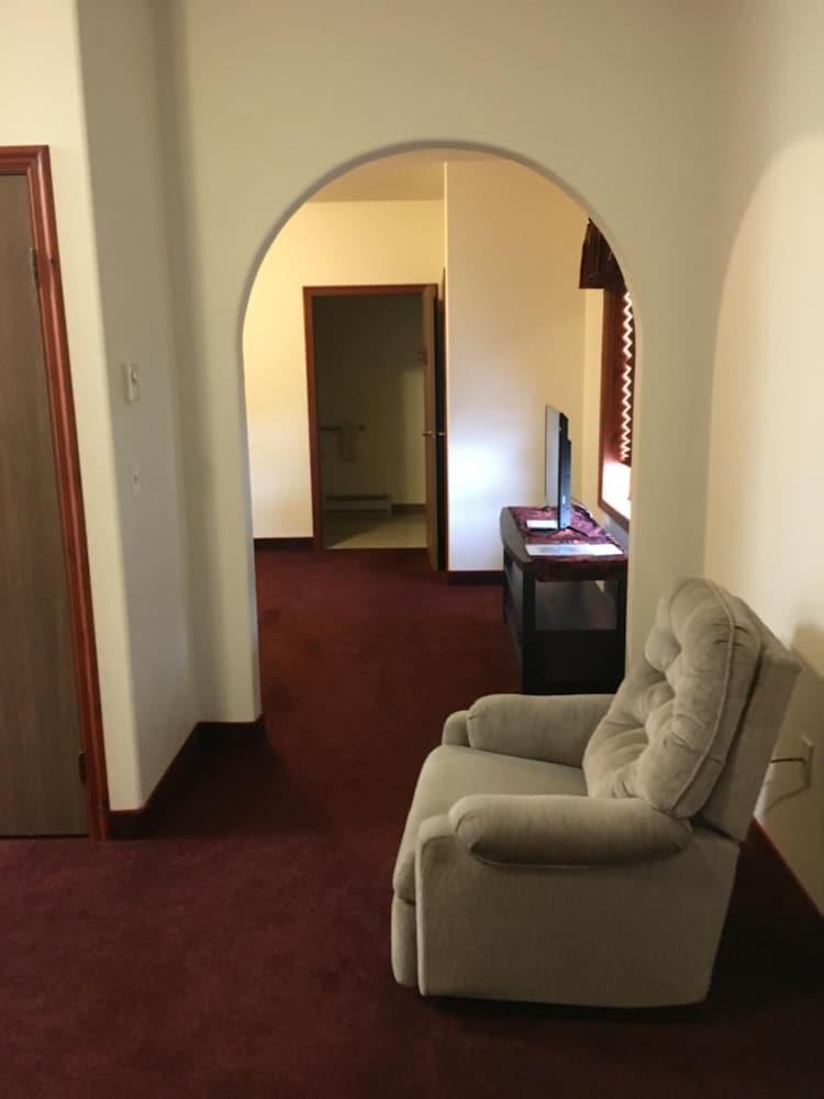 Greenwood Village Inn & Suites photo 18