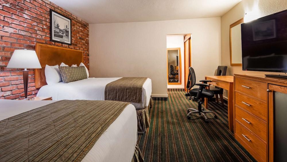 Best Western Pine Tree Motel photo 15
