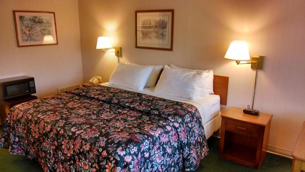 Americas Best Value Inn Marion, NC photo 3