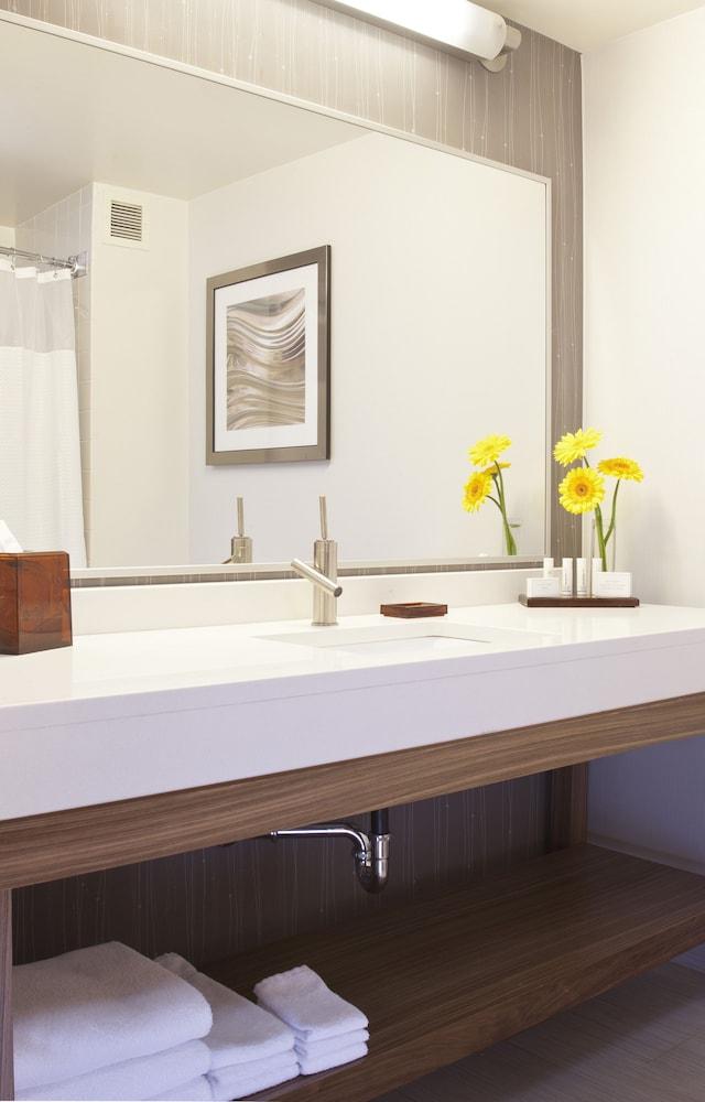 Courtyard by Marriott Pueblo Downtown photo 12