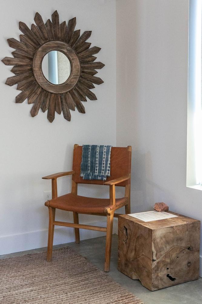 Willow House photo 14