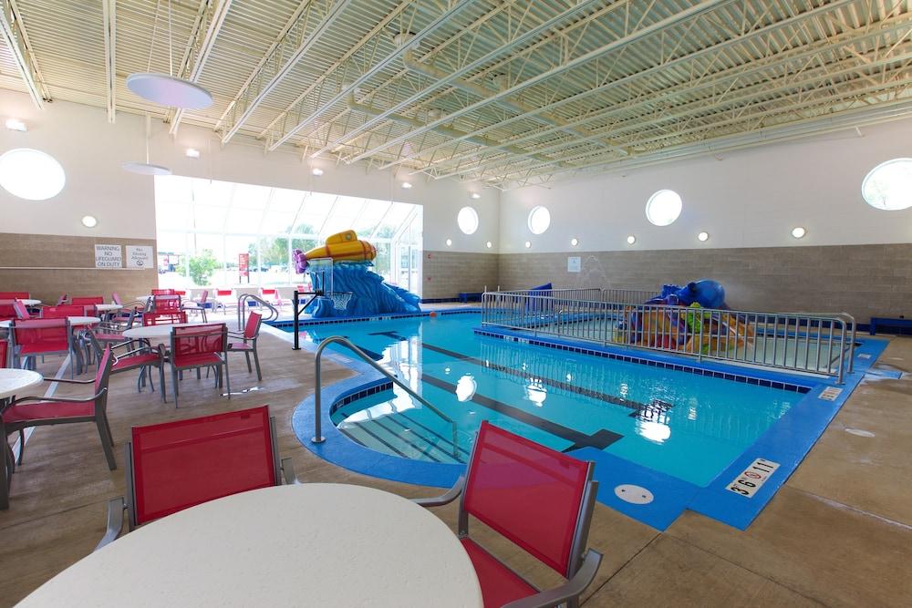 Holiday Inn Express Fargo SW - I-94 Medical Center by IHG photo 26