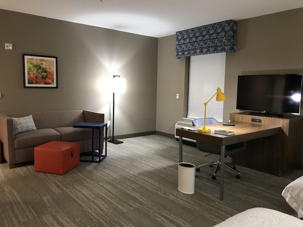 Hampton Inn & Suites Columbia Killian Road photo 38