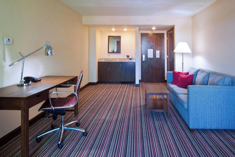 Four Points by Sheraton Nashville Airport photo 9