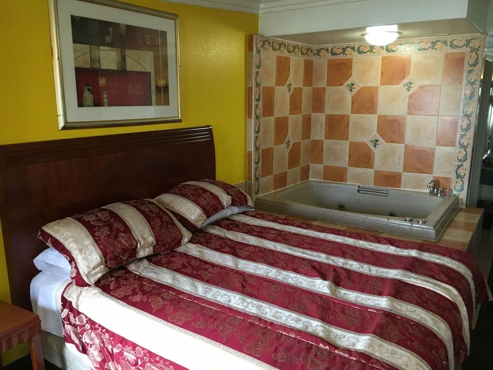 Starlite Motel photo 12