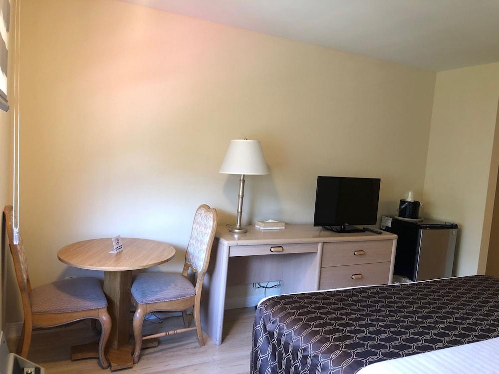 Rotex Western Inn photo 27