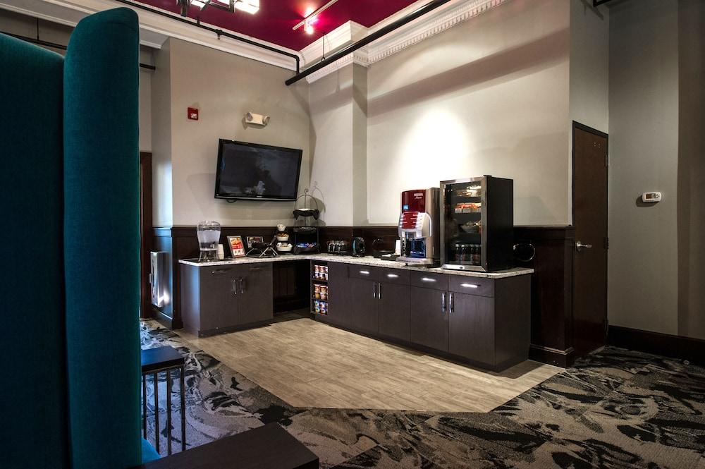 The Parker Inn & Suites photo 5