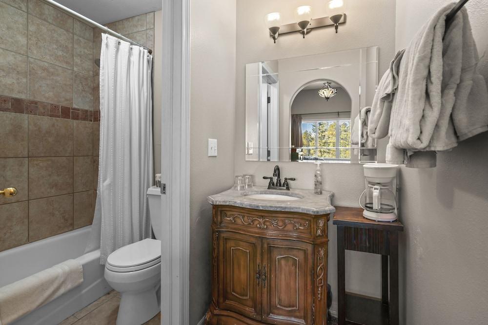 Breckenridge Boutique Hotel photo 79
