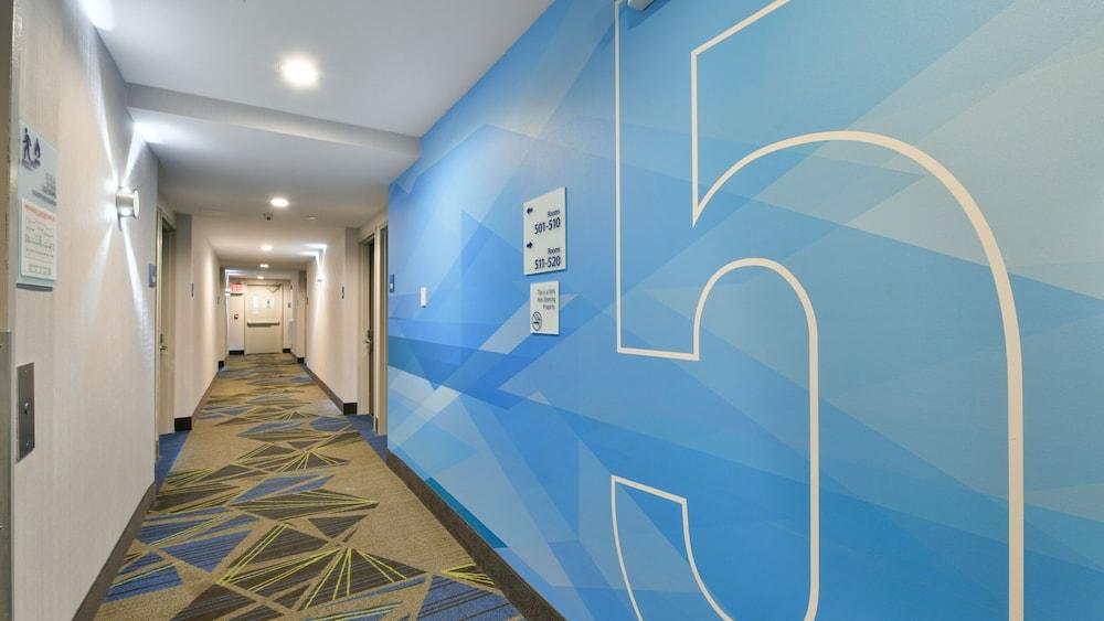 Country Inn & Suites by Radisson, Staten Island photo 19