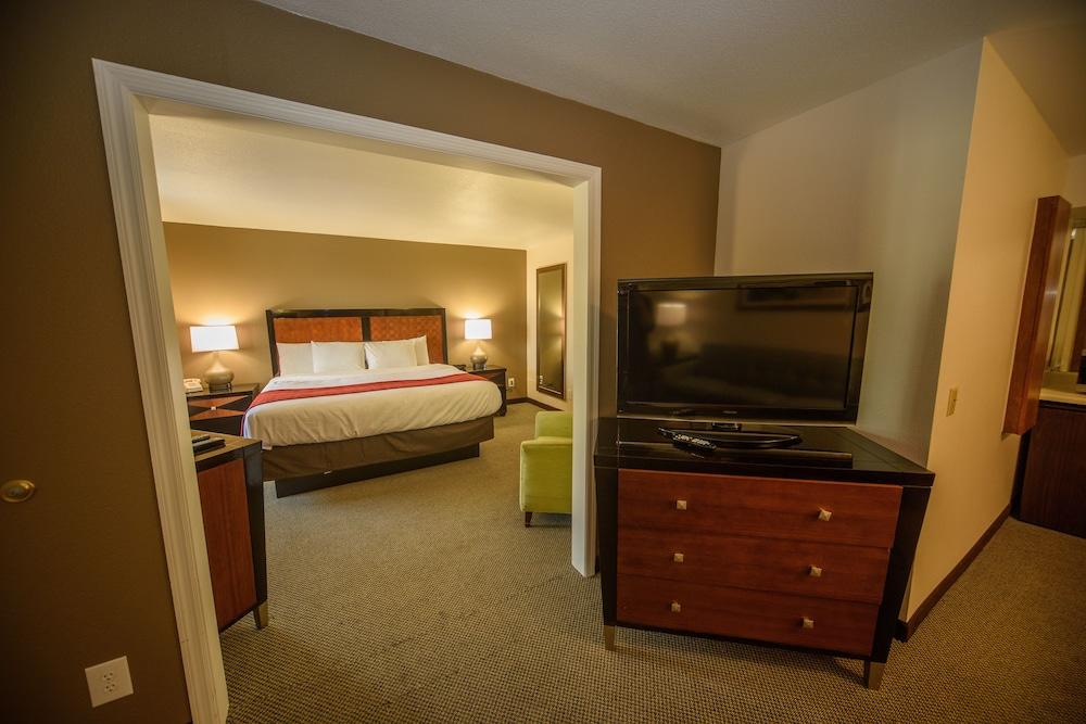 Richland Inn Lawrenceburg photo 14