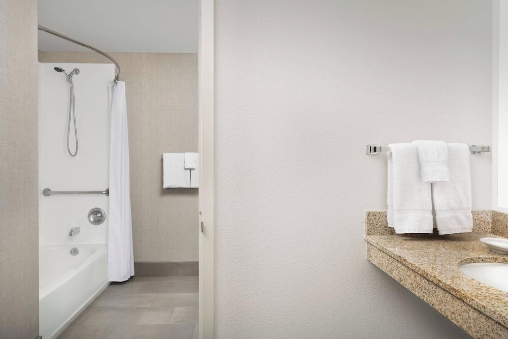 Residence Inn By Marriott Denver Park Meadows photo 18