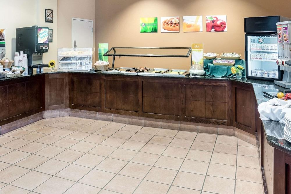 Sleep Inn Lake Wright - Norfolk Airport photo 29