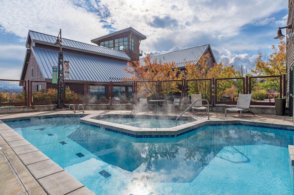 Newpark Resort photo 41