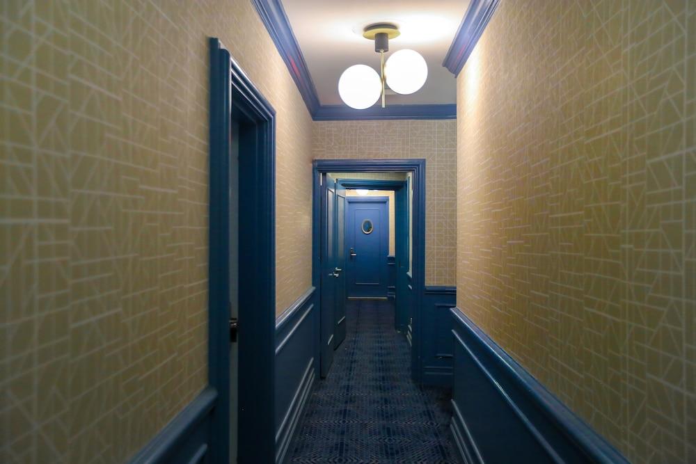 Hotel Belleclaire photo 85