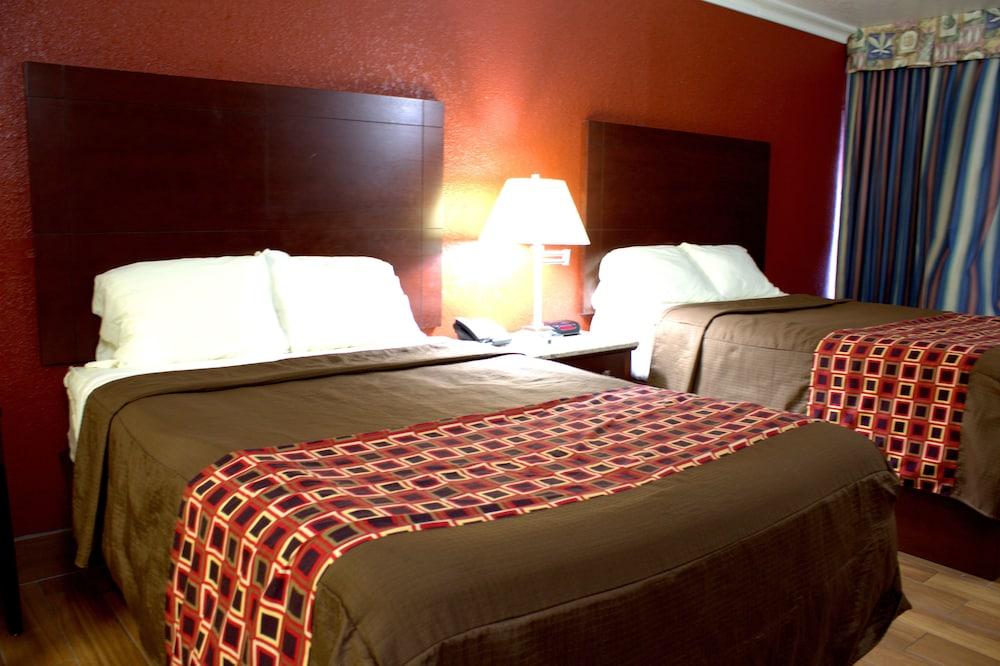 Polynesian Inn photo 14
