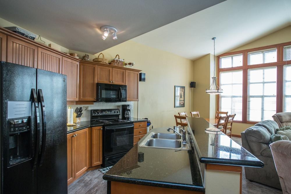Solitude Condominiums photo 47