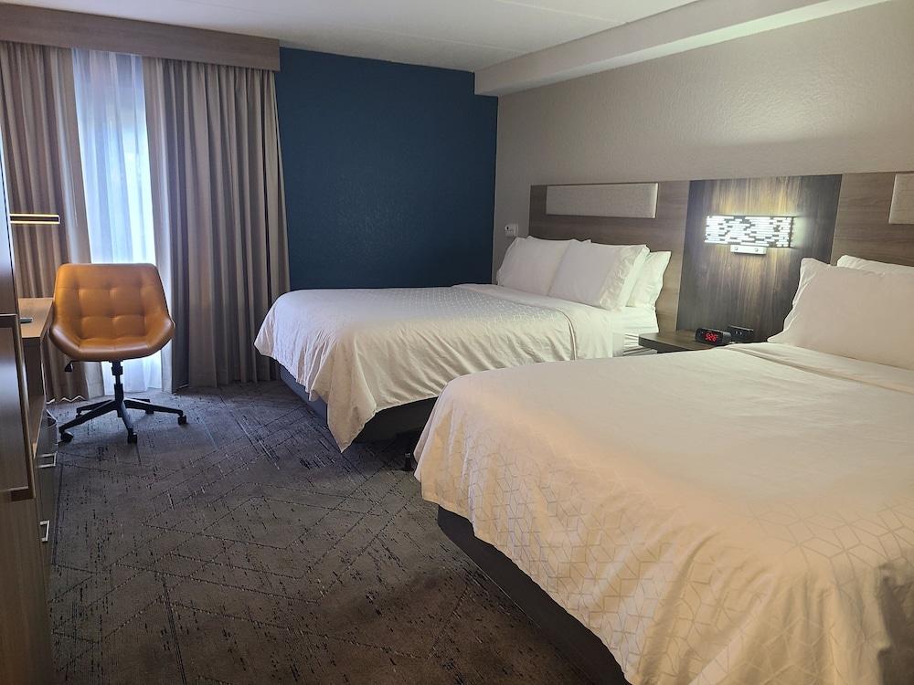 Holiday Inn Express & Suites Ft. Lauderdale N - Exec Airport by IHG photo 13