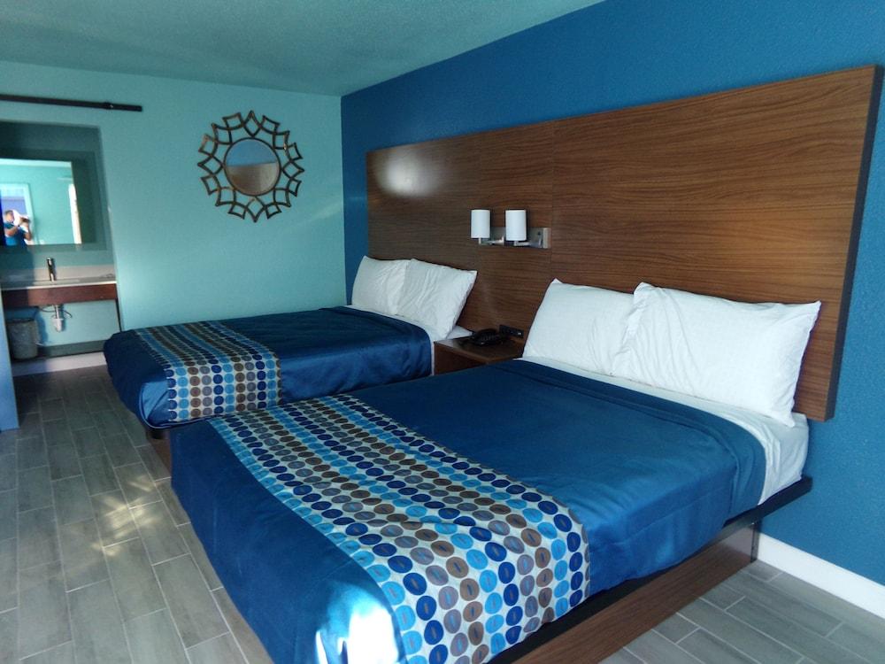 Regal Inn photo 7