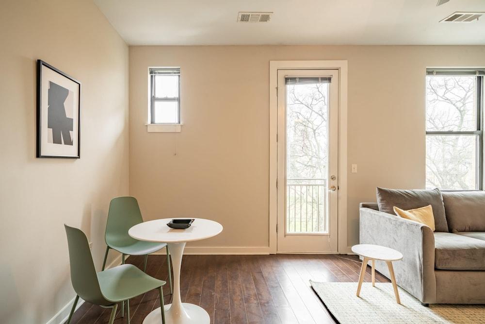 CozySuites Music Row photo 97