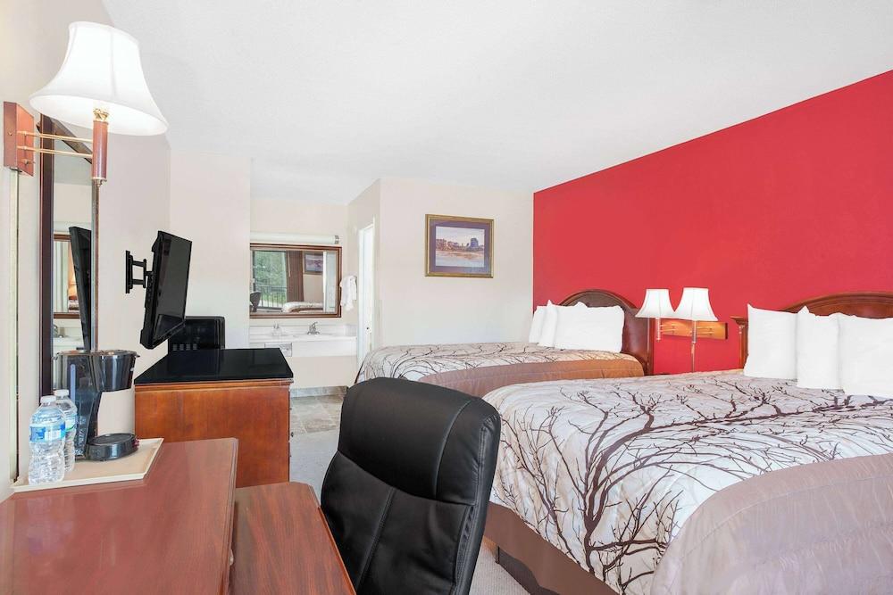 Days Inn by Wyndham Newton MS/I-20 photo 11