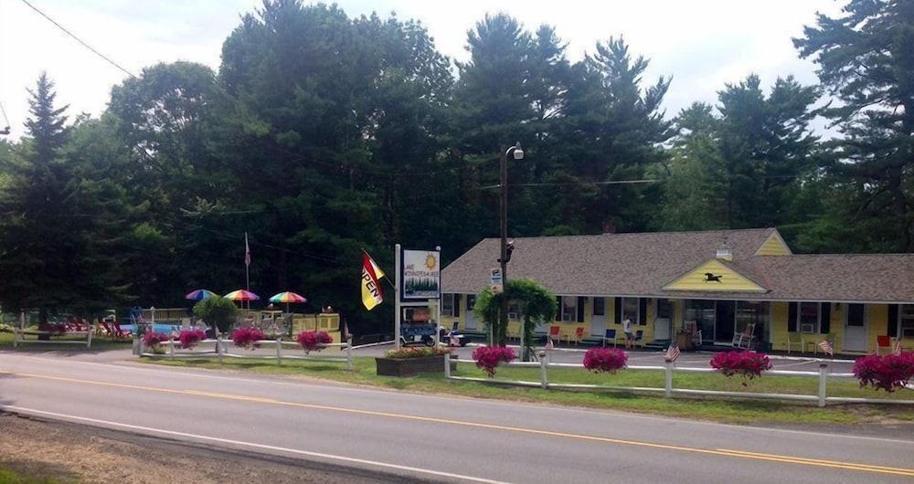 Lake Winnipesaukee Motel — hotel in Laconia