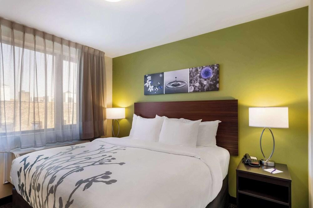 Sleep Inn Bronx - Soundview photo 29