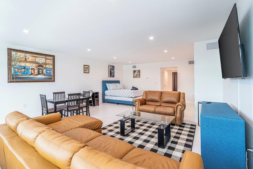 BeachSide 9th Residences photo 82