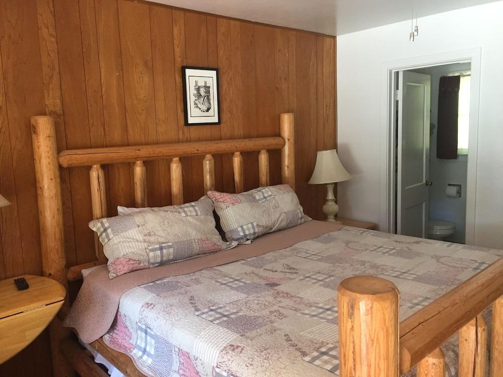 Dunsmuir Lodge photo 96
